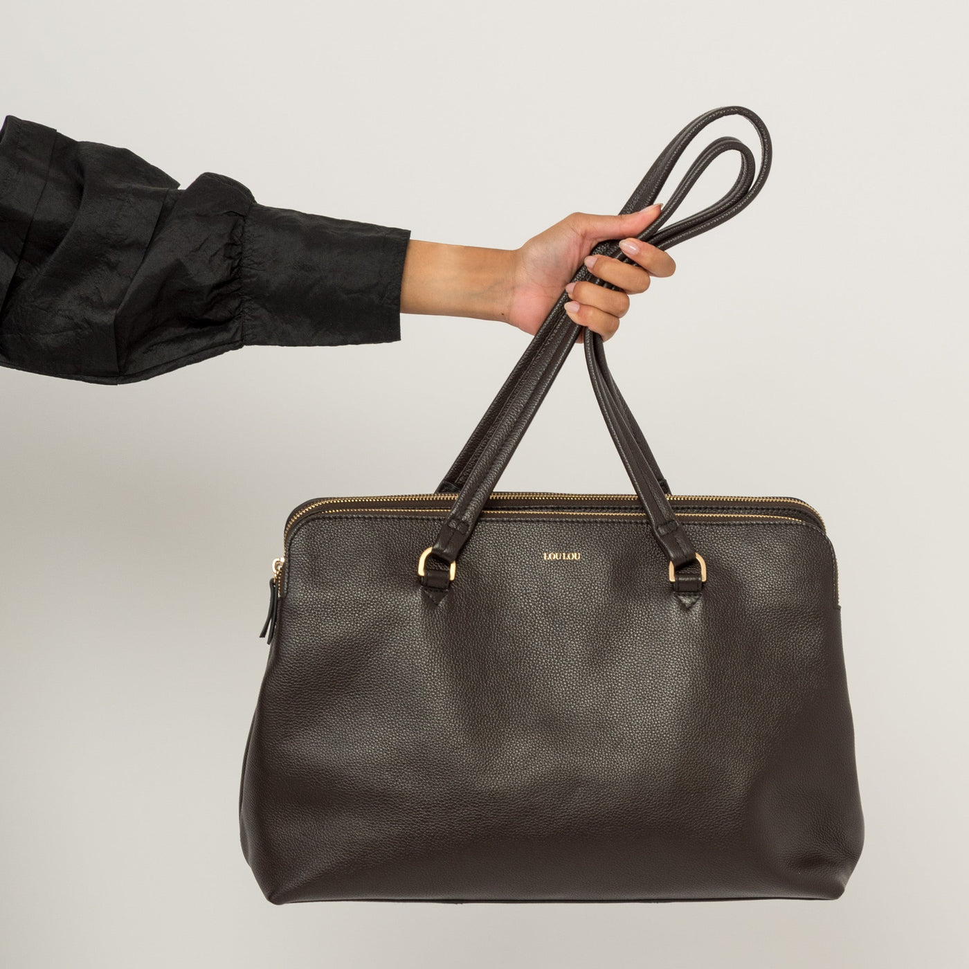 Beige crossbody tas Marie van LouLou Essentiels